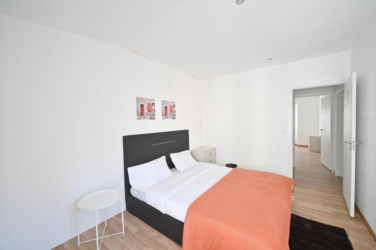 7 Requinte Auberge de jeunesse *